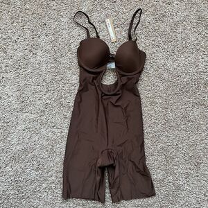 SKIMS Deep Plunge Shapewear Mid Thigh Bodysuit